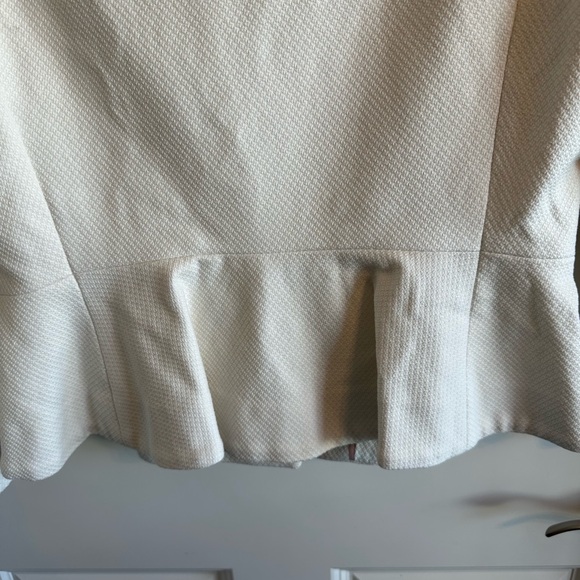 BODEN Polperro Jacket|Elegant White Women's Jacket - Picture 8 of 9